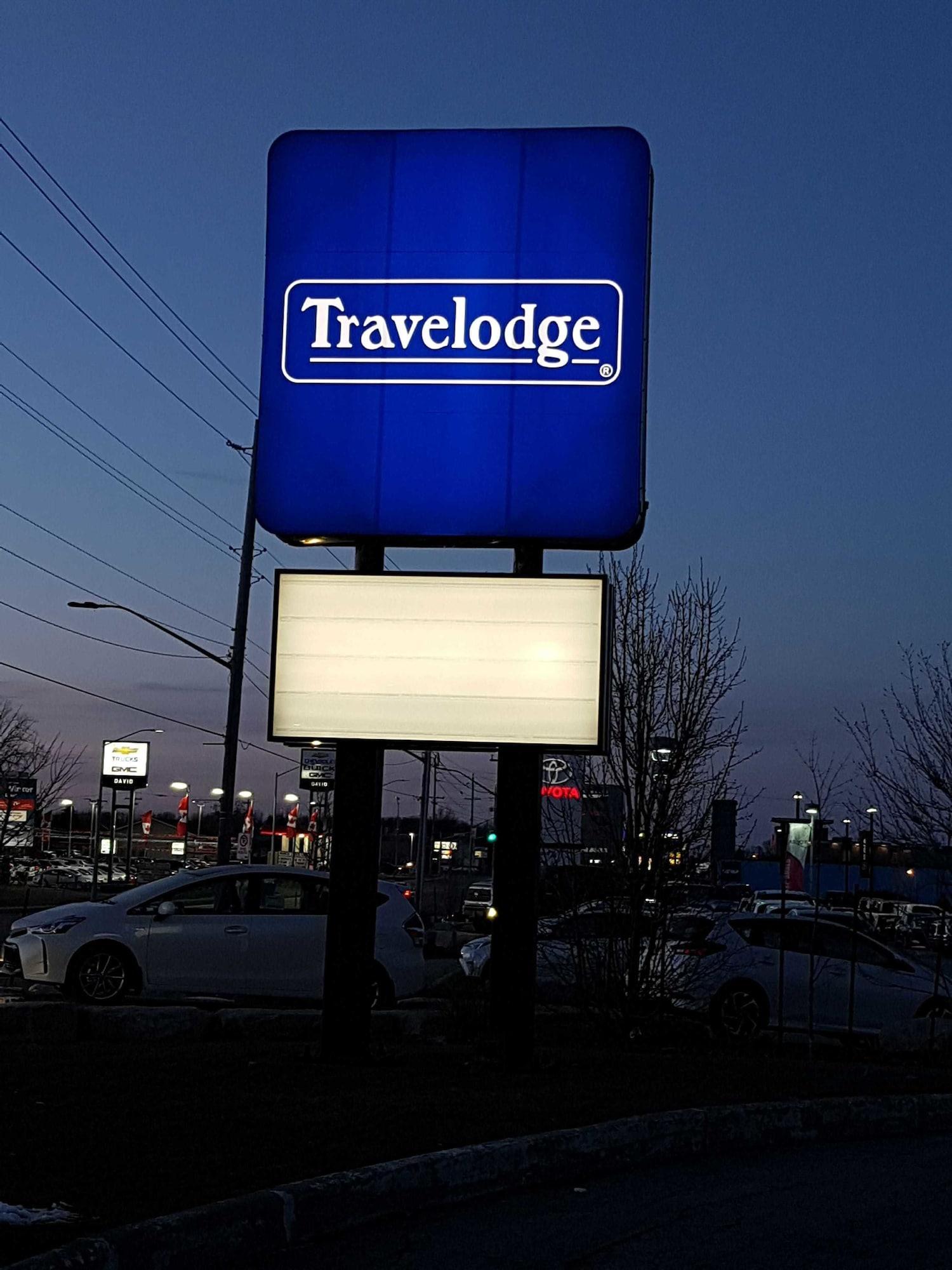 Travelodge By Wyndham Welland Exterior photo